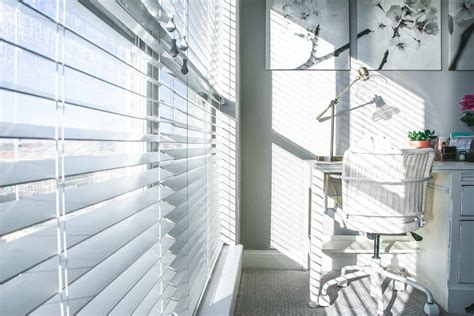 The Most Common Ways of How to Clean Venetian Blinds - Good Beginnings