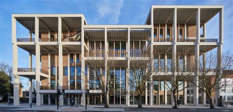 Centro de aprendizaje Kingston University / Grafton Architects ...