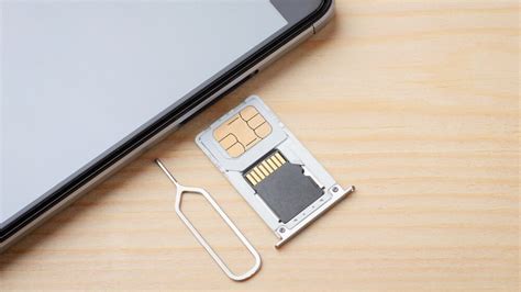 iPhone 14 Will Not Have a SIM Card Slot: Report