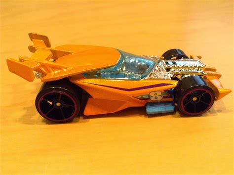 JULIAN'S HOT WHEELS BLOG: Drift King (2015 Mystery Models #10)