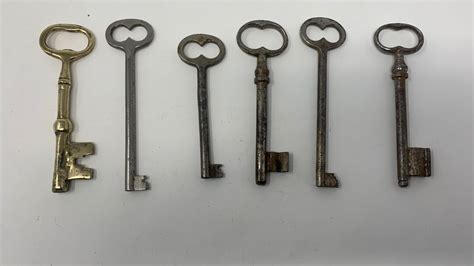 Set of 6 Antique Large Door Keys Brass and Steel - Etsy