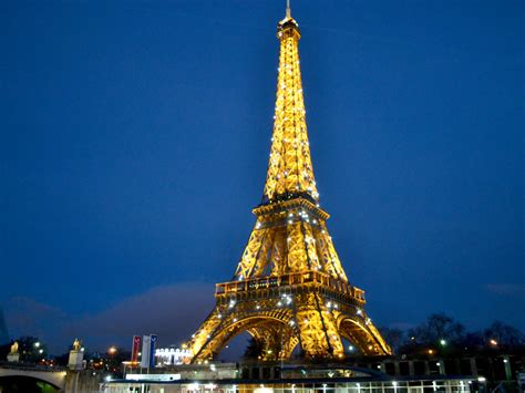 Discovering French culture and language: Paris and the Riviera