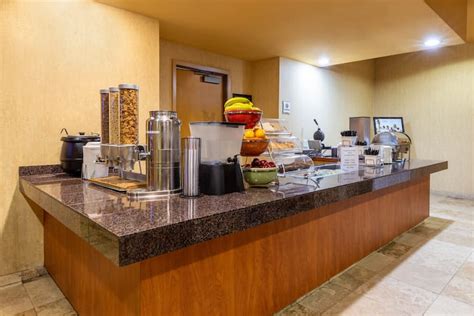 La Quinta Inn & Suites by Wyndham Vancouver | Vancouver, WA Hotels