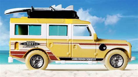 Matchbox ’65 Land Rover Gen II Safari Die-cast Car Comes With Rock ...