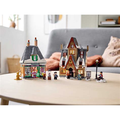 Lego Harry Potter™ Hogsmeade™ Village Visit - Beyond The Blackboard