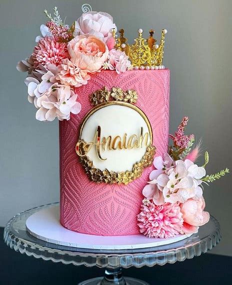 20+ Beautiful Birthday Cake Designs For Ladies 2024