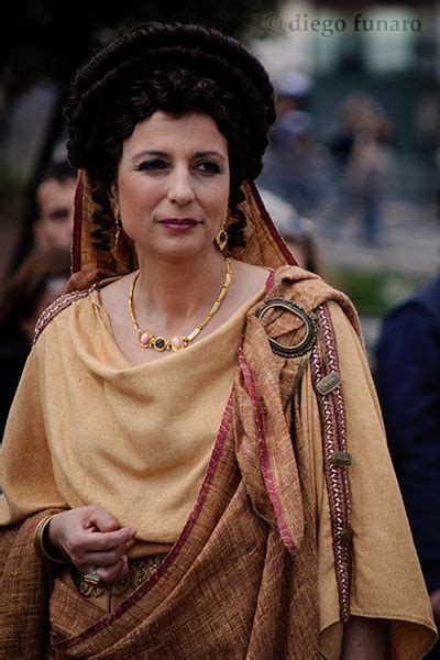 Post in centurioni su DirezioneItalia | Roman fashion, Roman clothes, Roman costume