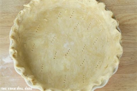 The Perfect Pie Crust Recipe - The Farm Girl Gabs®