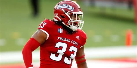 Fresno State to wear red uniforms for season-opener