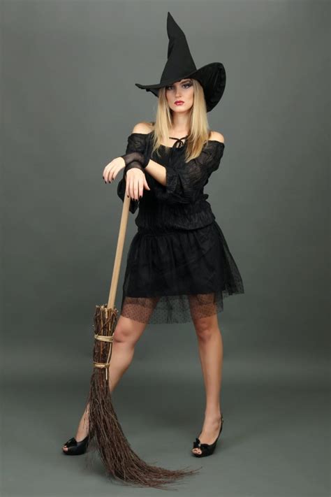 7 Creative Halloween Costumes Ideas for Women – Fashion Gone Rogue