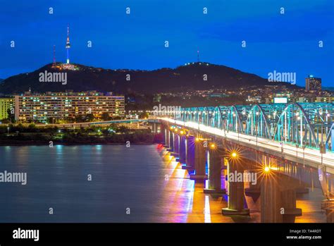 night view of seoul by han river in south korea Stock Photo - Alamy