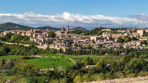 Urbino: The Italian city that still has its Renaissance appearance | CNN