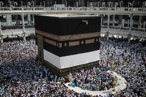 See Muslim Pilgrims Flocking to Mecca for the Hajj | TIME