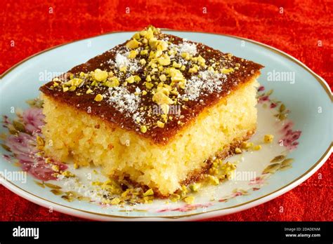 Homemade traditional Turkish dessert Revani Stock Photo - Alamy