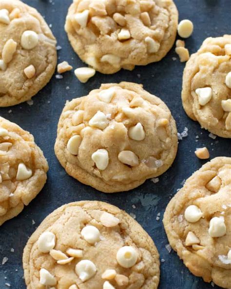 White chocolate and macadamia nut cookies – My Food Cravings