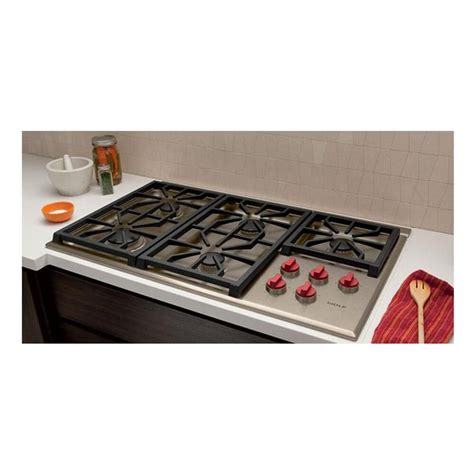 Wolf 36" Professional Gas Cooktop with 5 Burners | Nebraska Furniture Mart