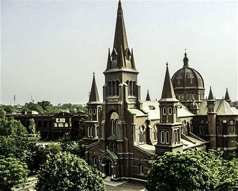 HD wallpaper: Sacred Heart Cathedral in Lahore, Pakistan, architecture, chapel | Wallpaper Flare