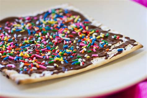 Chocolate-Covered Matzo, Three Ways | Chocolate covered matzah recipe, Jewish holiday recipes ...