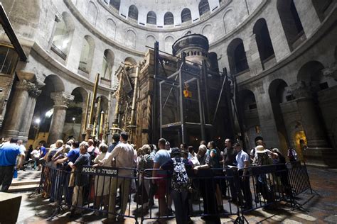 Archaeologist at Jesus' tomb site: "What was found is astonishing" - CBS News