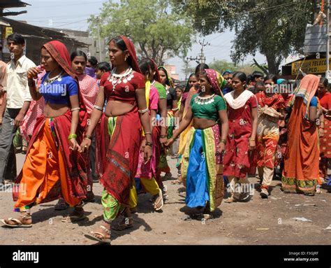 Tribal woman ; holy festival ; district Vadodara ; Gujarat ; India Stock Photo - Alamy