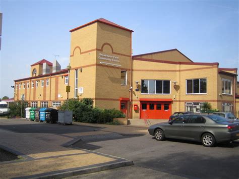 Tottenham: The Broadwater Farm Estate,... © Nigel Cox cc-by-sa/2.0 :: Geograph Britain and Ireland