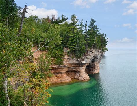 Upper Peninsula Michigan Road Trip: Best Places To Go Camping