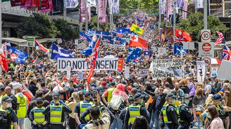 Melbourne protests: Huge crowds gather in the CBD with anti-fascists ...