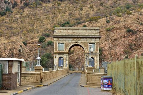 Hartbeespoort Dam Wall, North West, South Africa | South africa ...