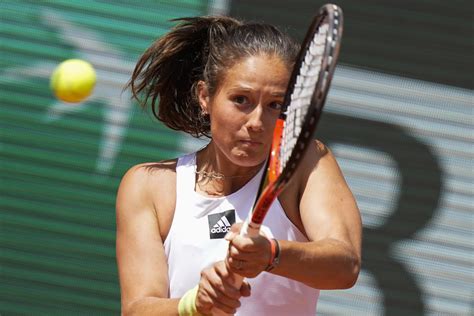 Russian tennis player Kasatkina says she is dating a woman - glbnews.com