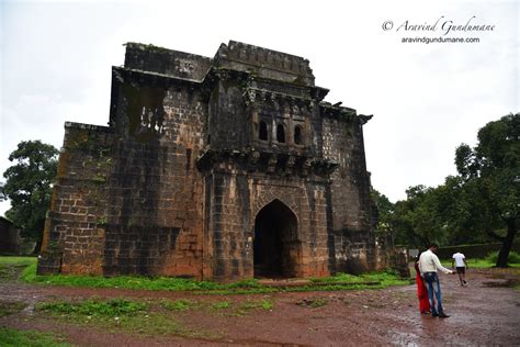 Travel to Panhala fort - Treks and Travels