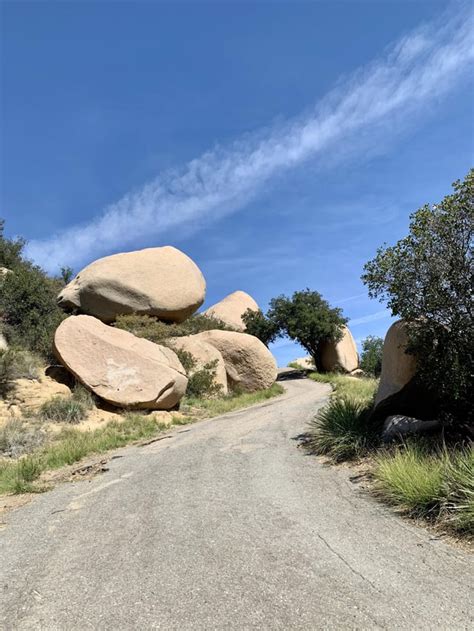 The hike up to Potato Chip Rock in Poway! : r/sandiego