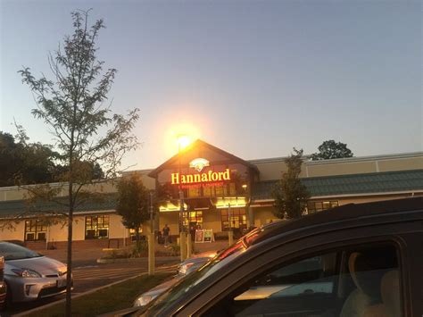 Hannaford Supermarket in West Lebanon | Hannaford Supermarket 8 Market St, West Lebanon, NH ...