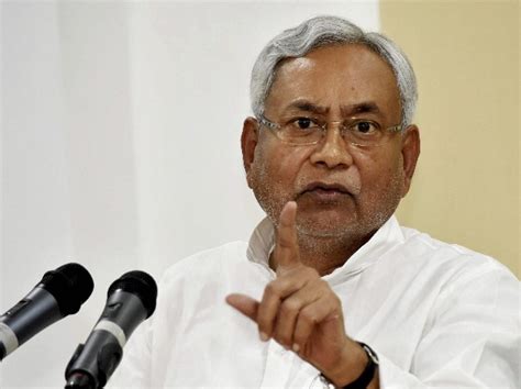 Nitish Kumar lashes out at Sharad Yadav, calls him camp follower ...