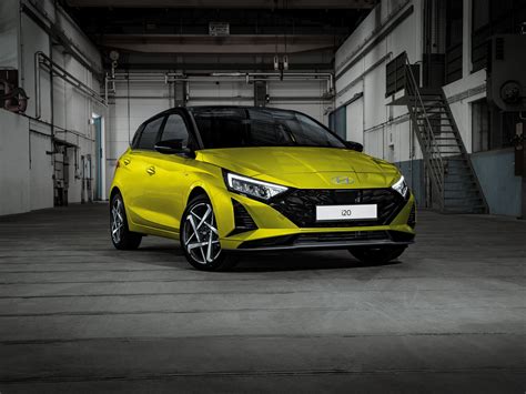 Facelifted 2023 Hyundai i20 Revealed: Design, Features, Engines And Expected India Launch ...