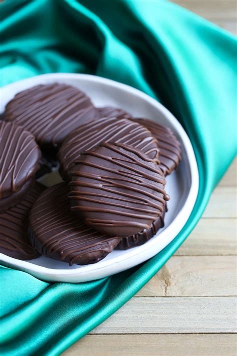 Vegan Thin Mints (the BEST ever!)