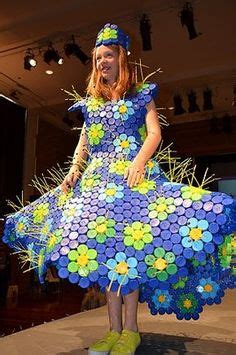 100 Costumes with recycled materials ideas | recycled dress, recycled ...