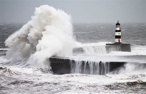 Seaham lighthouse | LJB1962 | Flickr