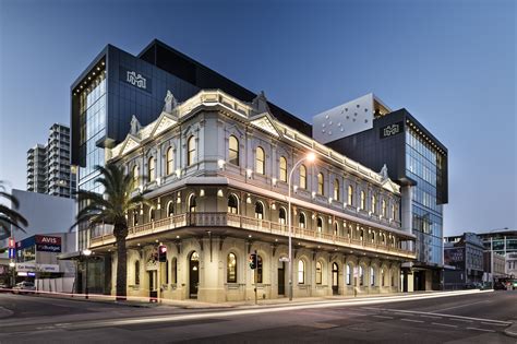 Melbourne Hotel, New Architecture, Australia Hotels, Shared Rooms, 5 Star Hotels, Room Service ...