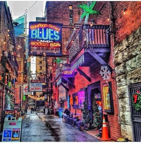 The History Of Nashville's Printers Alley + The Bars And Restaurants ...