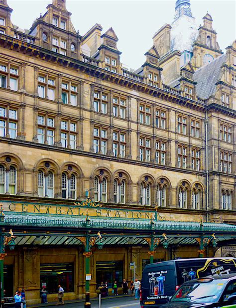 Glasgow Central Station, I: frontage and concourse