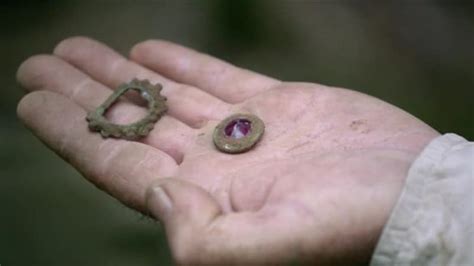 Treasure found on The Curse of Oak Island as 500-year-old gemstone ...