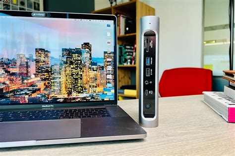 Plugable Thunderbolt 4 & USB4 Quad Display Docking Station review - Tech Advisor