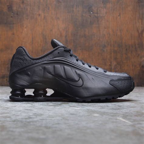 nike men shox r4 black black black