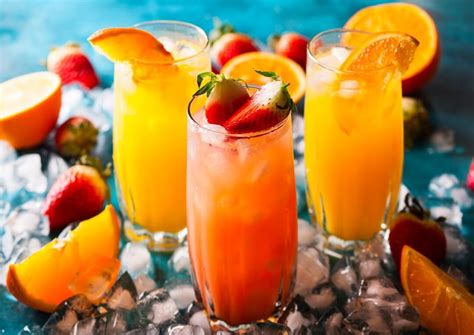 17 Crown Royal Peach Cocktail Recipes - All Nutritious