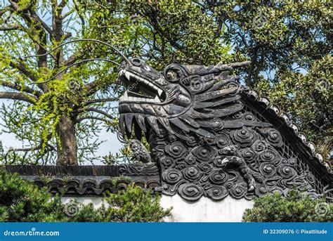 Yuyuan Garden Shanghai China Stock Photo - Image of carving, history: 32309076