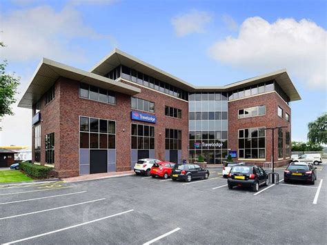 TRAVELODGE MANCHESTER SALE - Updated 2024 Reviews, Photos & Prices