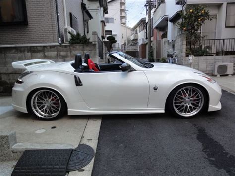 Any Roadsters with Spoilers? - Page 2 - Nissan 370Z Forum