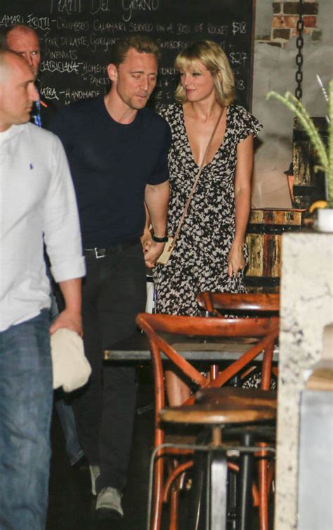 Taylor Swift and Tom Hiddleston have dinner together in Australia after Tom goes for a run ...