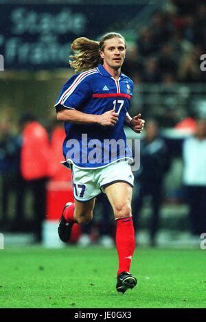 EMMANUEL PETIT FRANCE & ARSENAL FC 12 July 1998 Stock Photo - Alamy