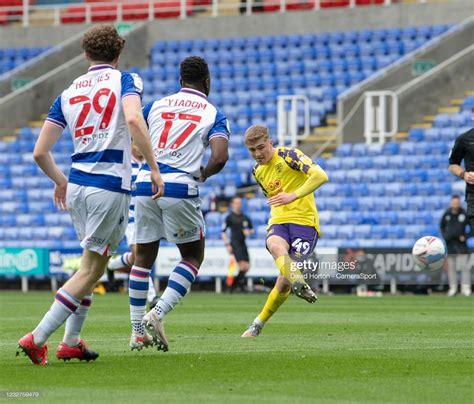 Huddersfield Town's young star signs new contract - what can be expected of him next season ...